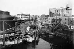 Hamilton AveTrolly Line(Temp Bridge) 1905